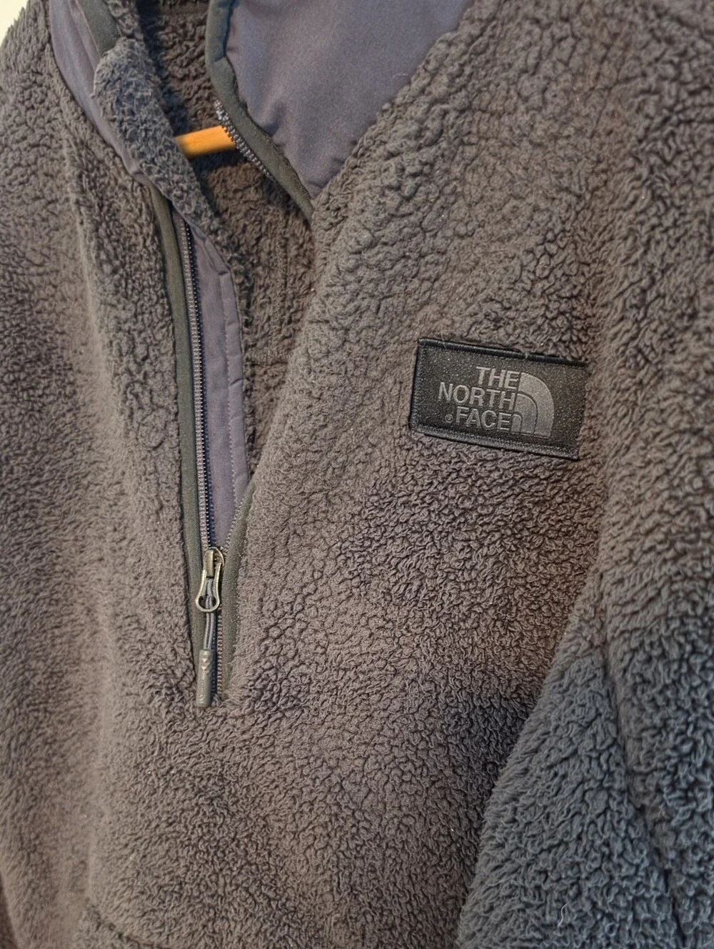 The North Face Campshire Sherpa Fleece 1/4 Zip Pullover Jacket Men's Medium